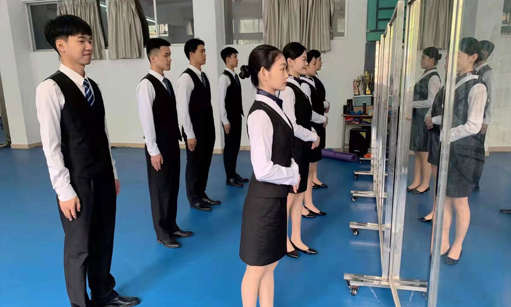  形体课（航空）