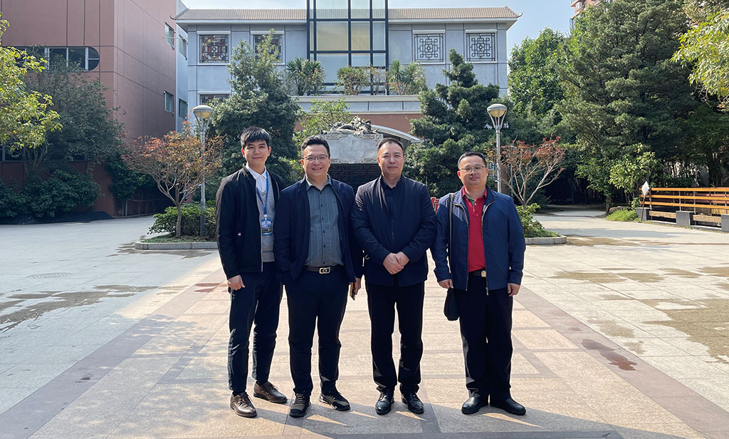 翰伦学院考察