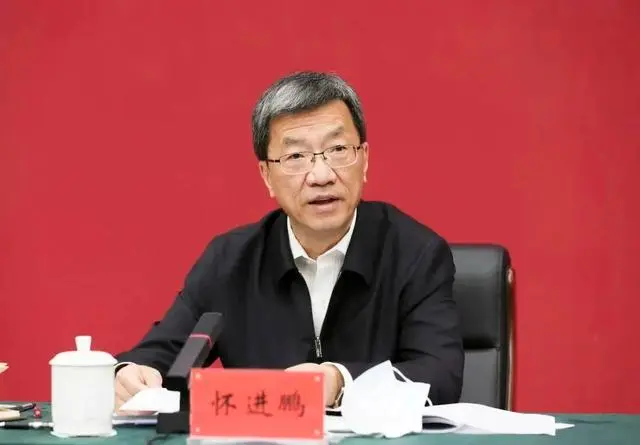习近平新时代中国特色社会主义思想学理化研究研讨会召开