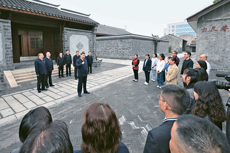 习近平：注重家庭，注重家教，注重家风