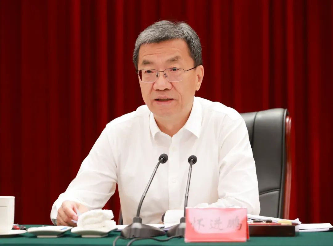 教育部召开落实纲要和三年行动计划、深化教育综合改革华南片区调研座谈会